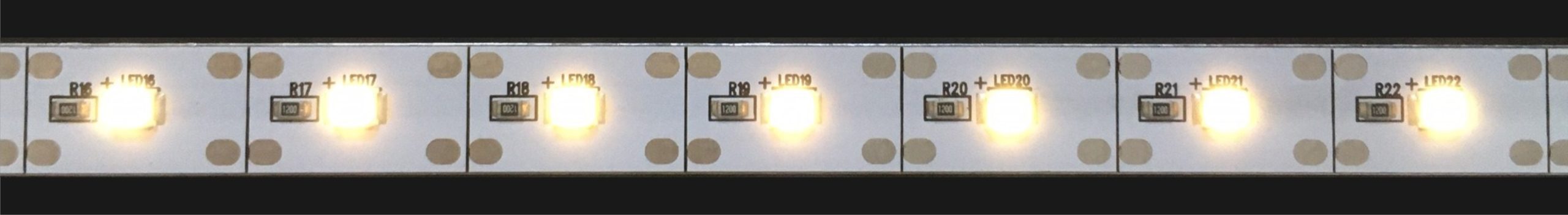 No,2 | Tecoライト5V 温白色 4200ｋ | 明るさ：309lux　消費電力：2.4ｗ | 500㎜：30球で計測